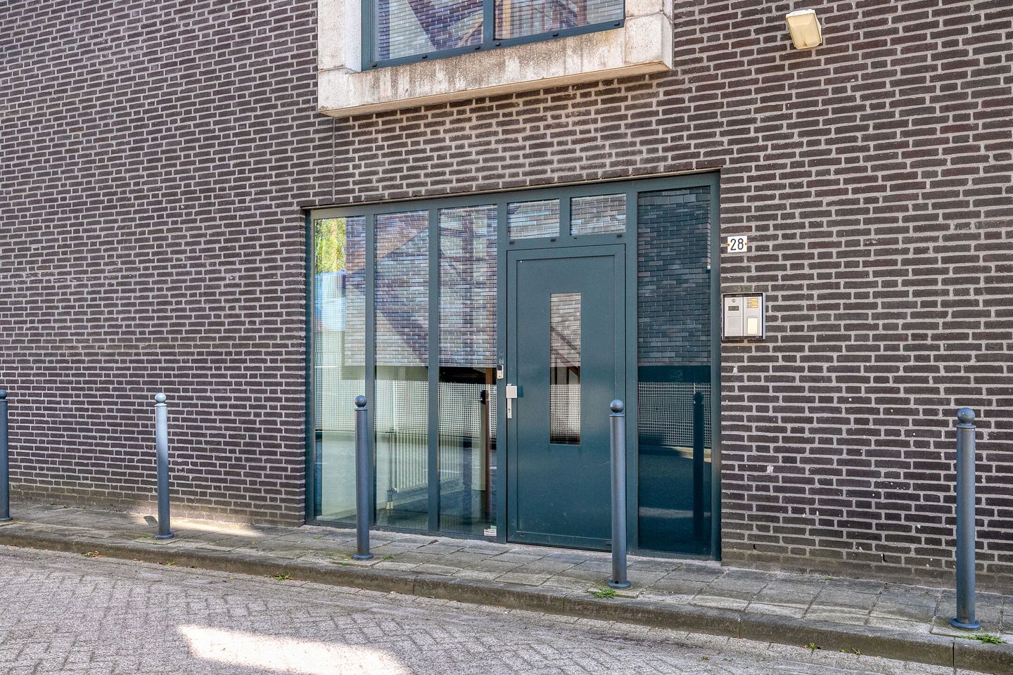 View photo 3 of Europark 28