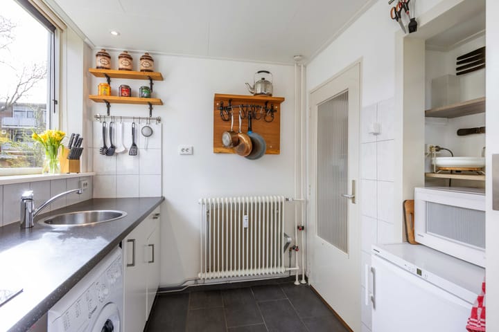 Photo 3 of Adriaan van Ostadestraat 13