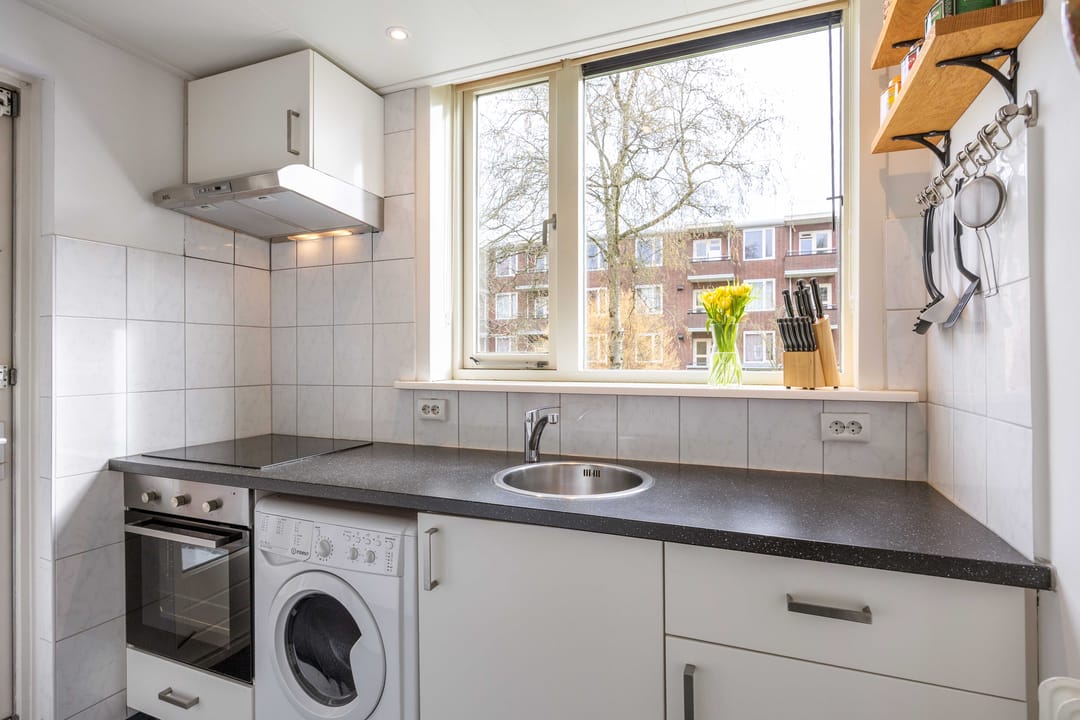 Foto 28 van Adriaan van Ostadestraat 13