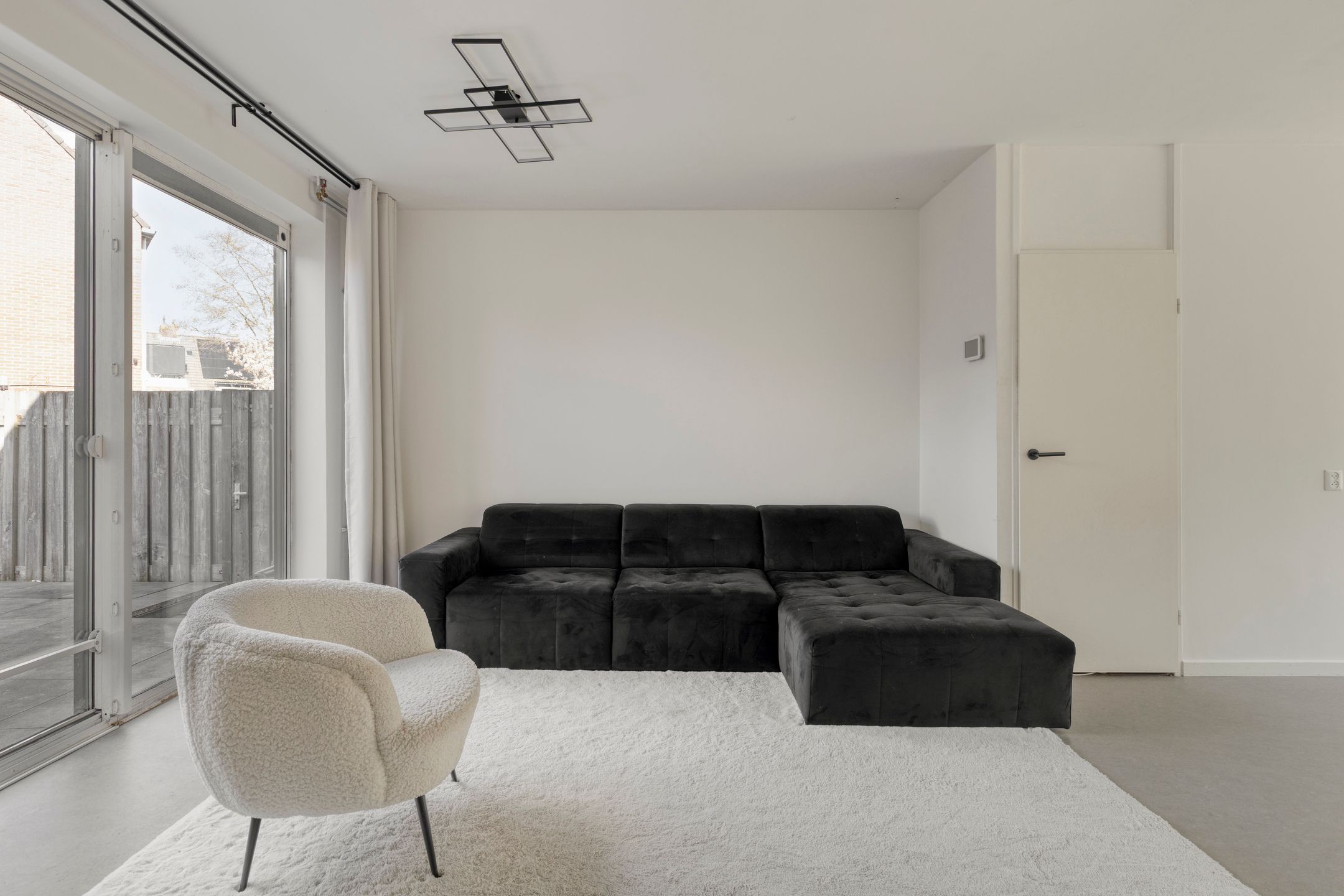 Foto 9 van Meidoorn 12