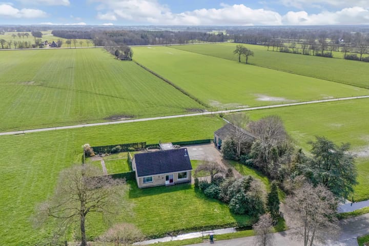 Foto 2 van Hoofdweg 188