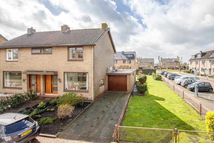 Koningin Julianastraat 39