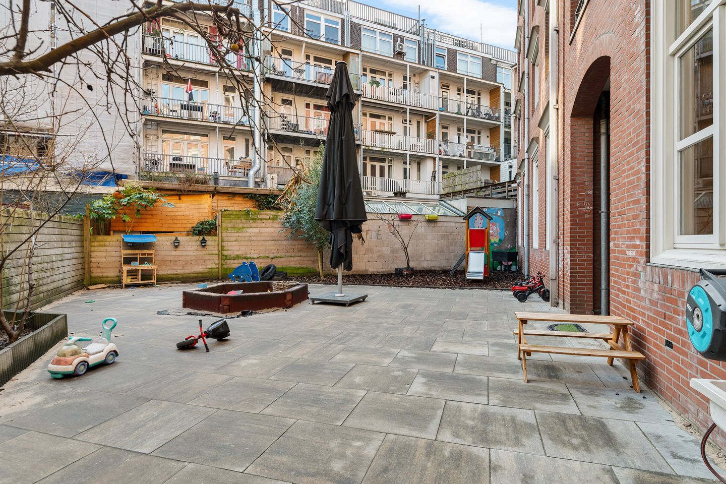 View photo 4 of Bilderdijkstraat 27