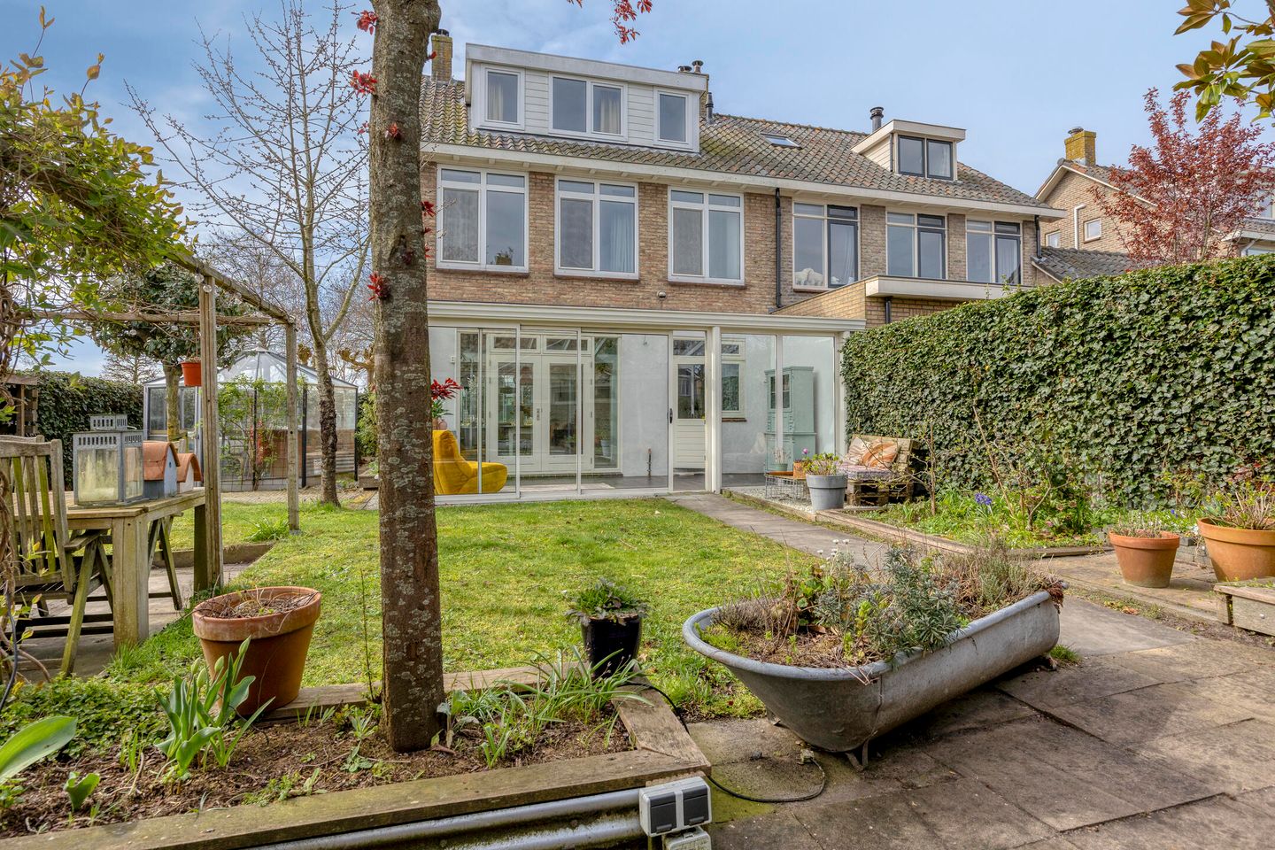 Foto 44 van Hoogduinweg 64