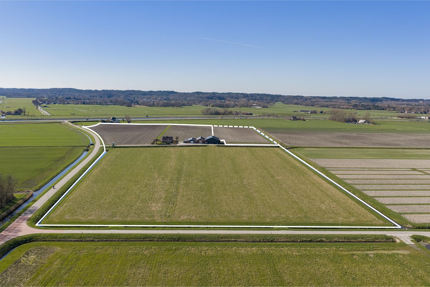 View photo 1 of Huiskebuurtweg 18