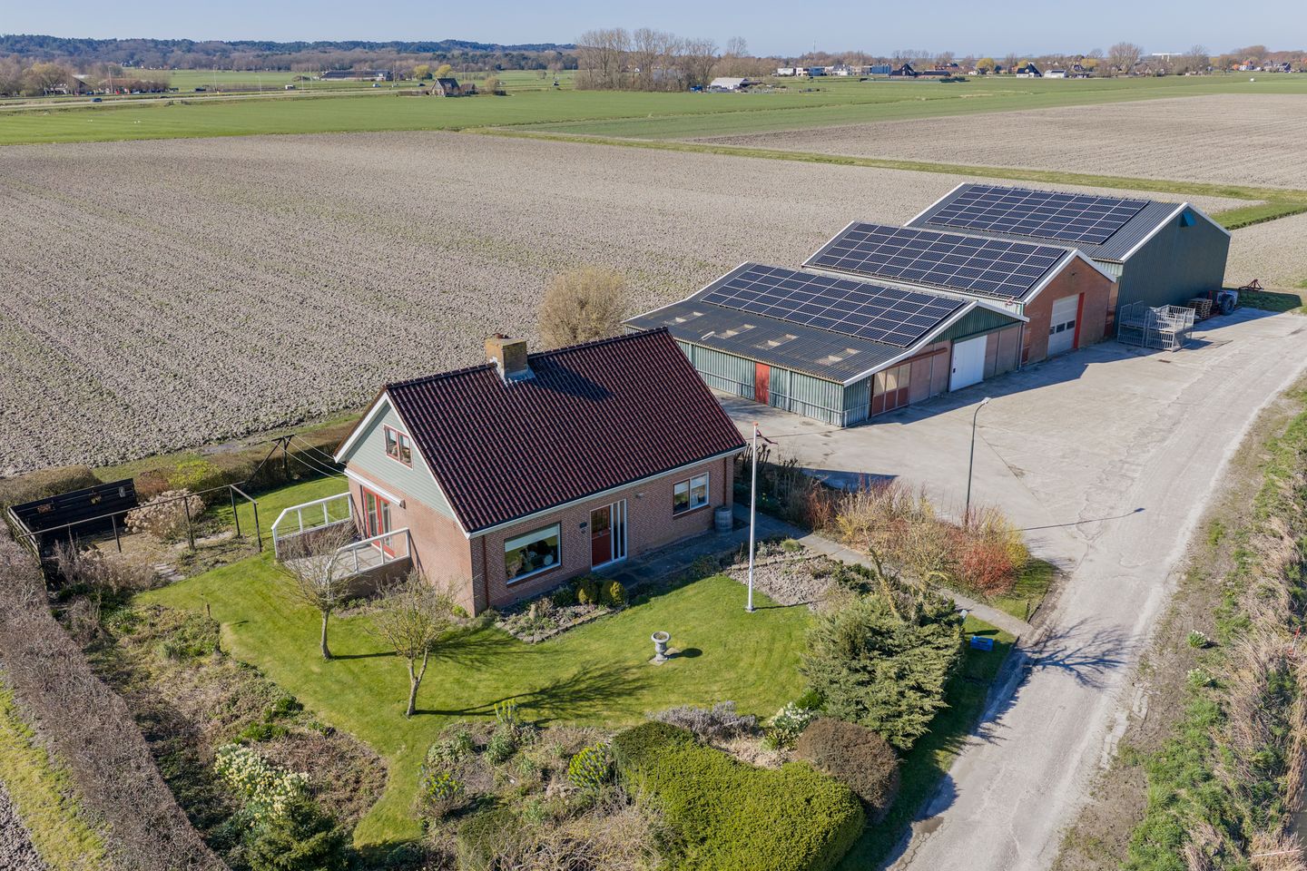 View photo 3 of Huiskebuurtweg 18