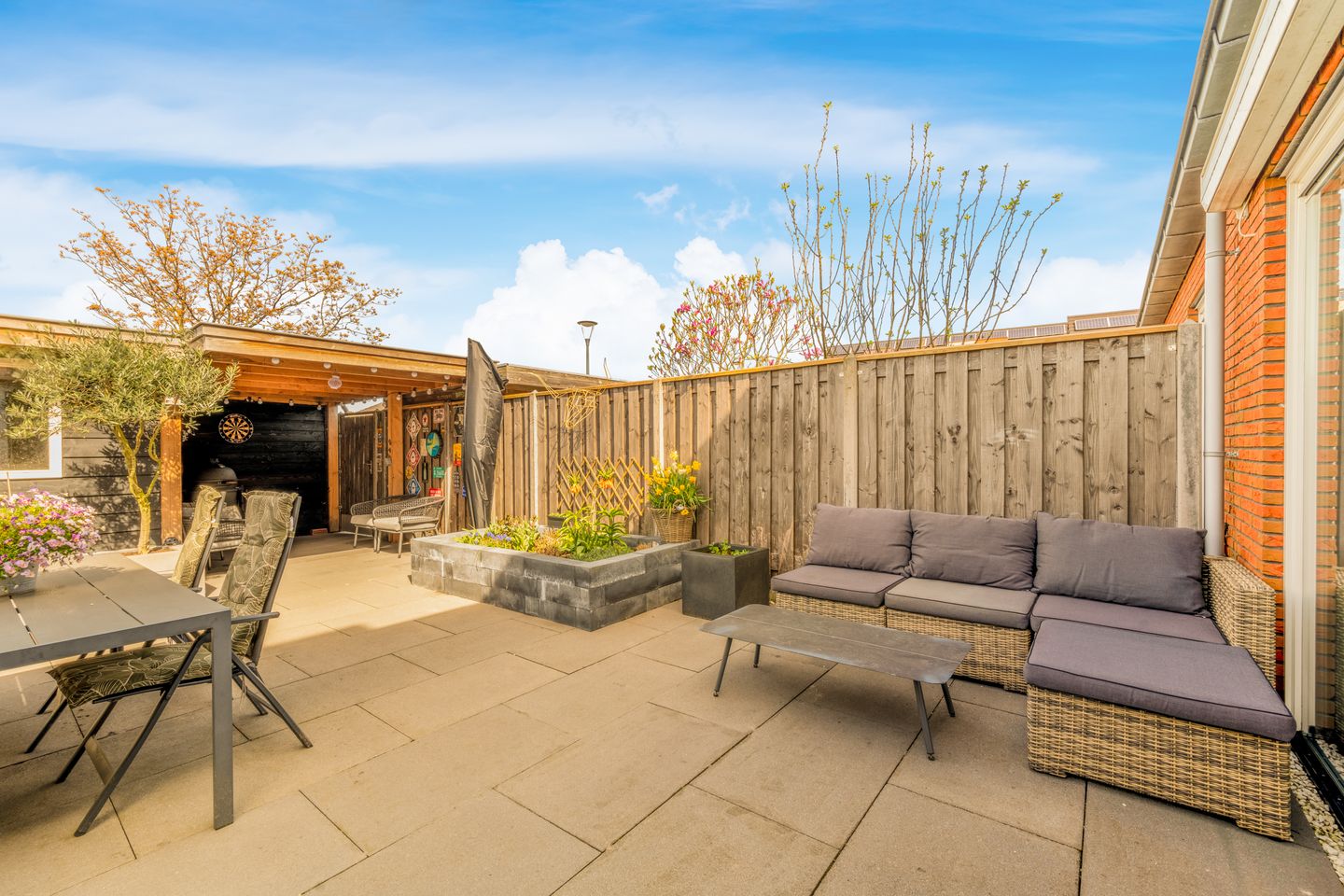 Photo 40 of Rubrum 21