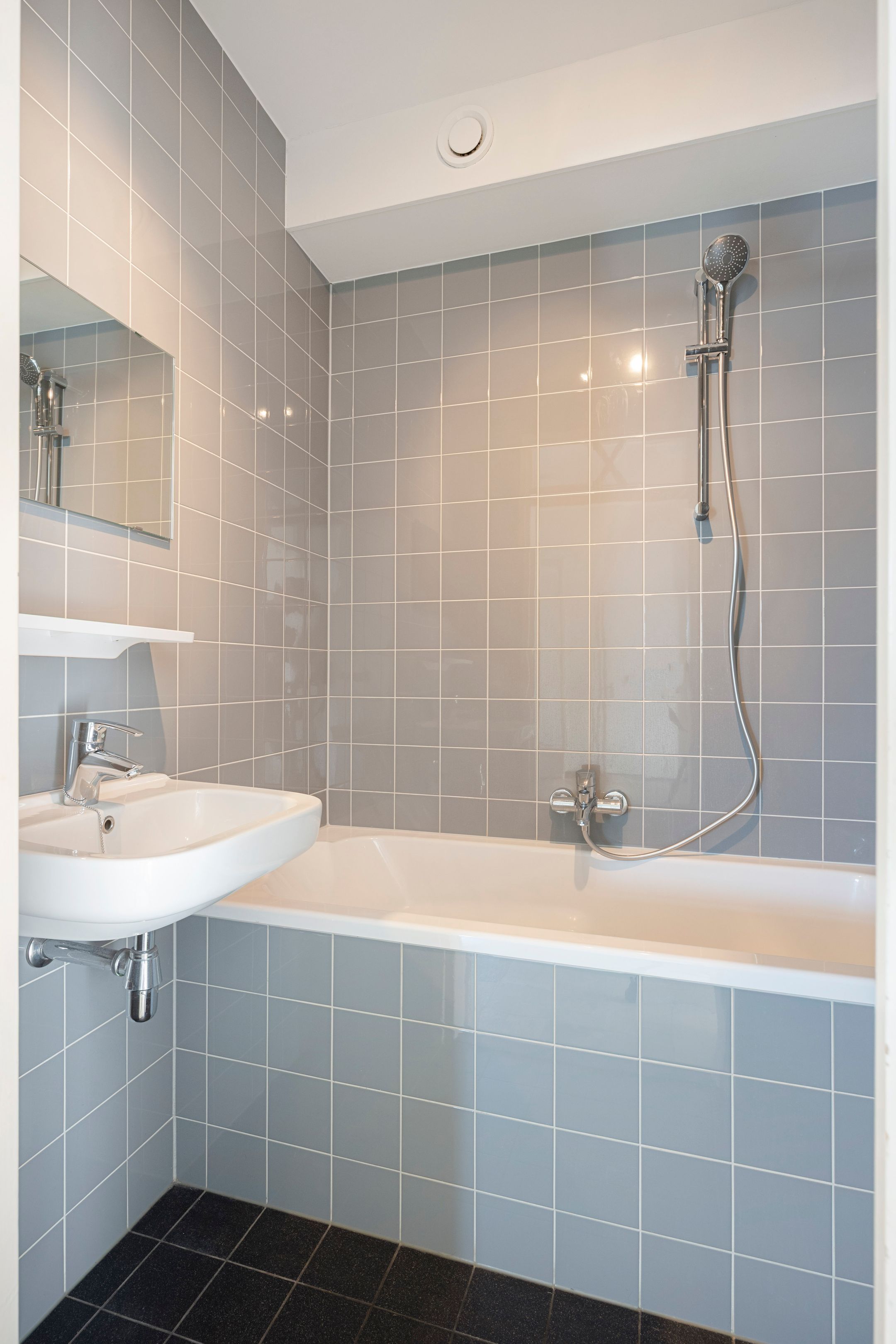 Photo 6 of Heinseweg 19