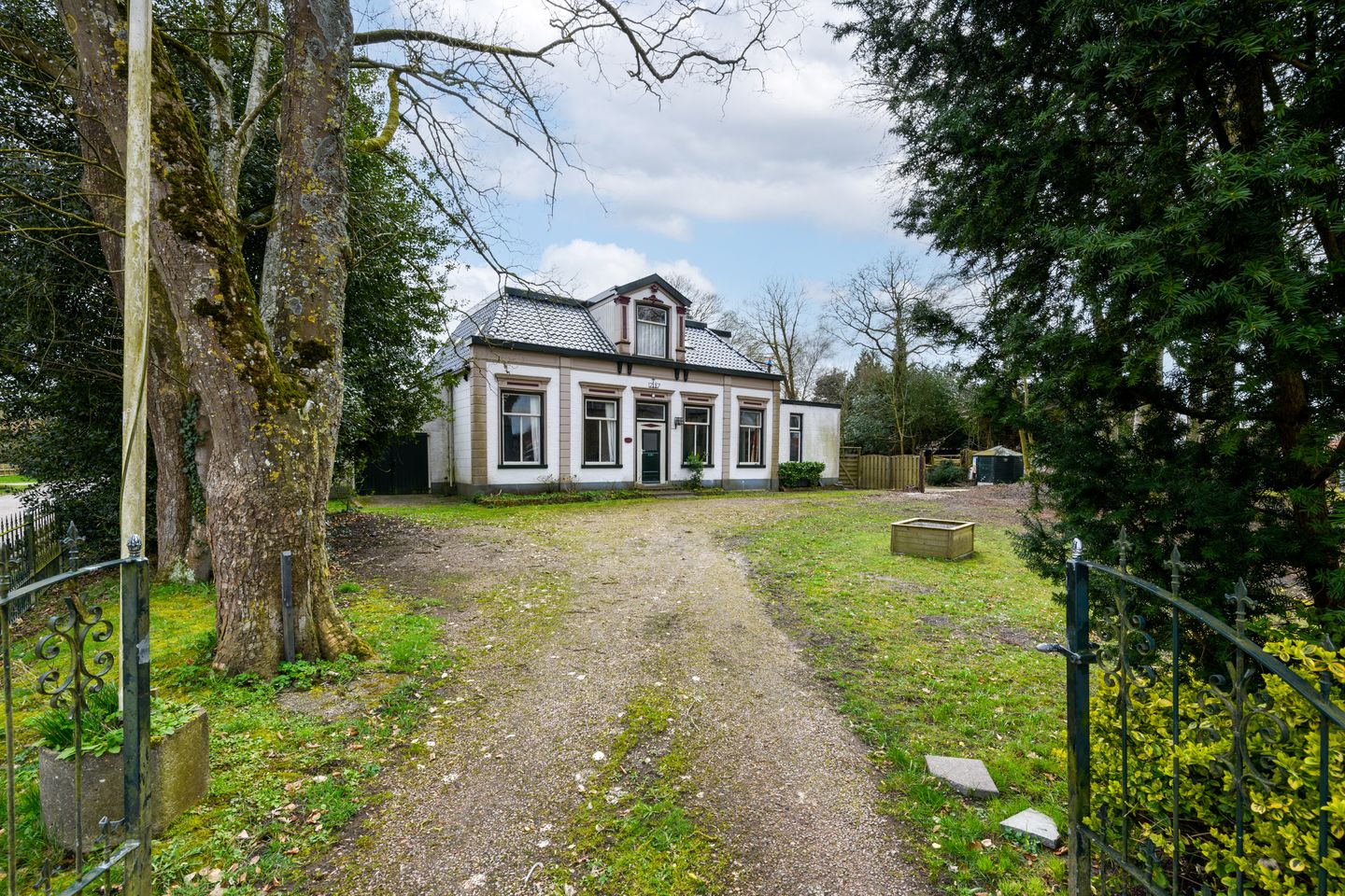 Photo 44 of Pastorielaan 2