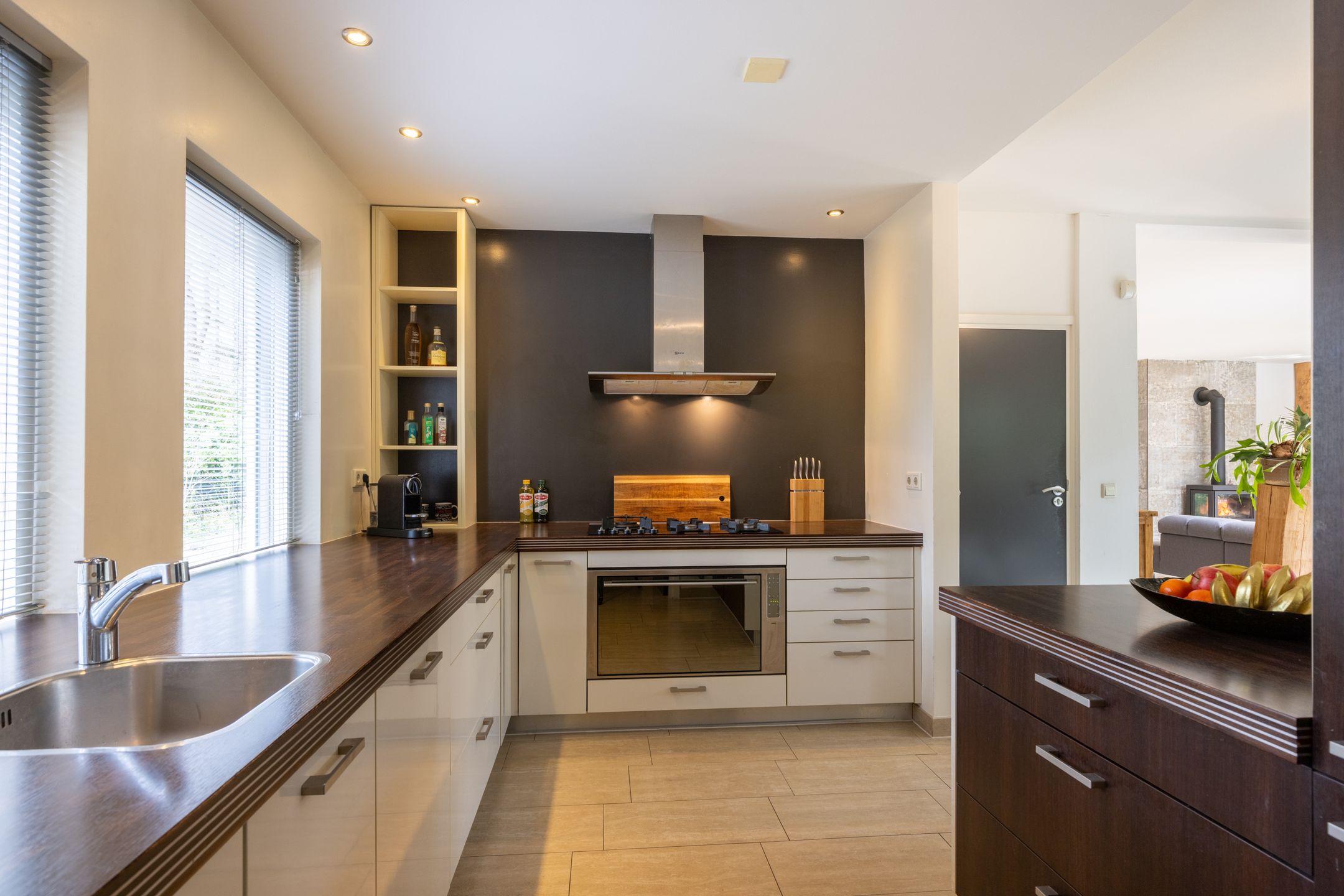 Foto 18 van Juliana van Stolberglaan 9