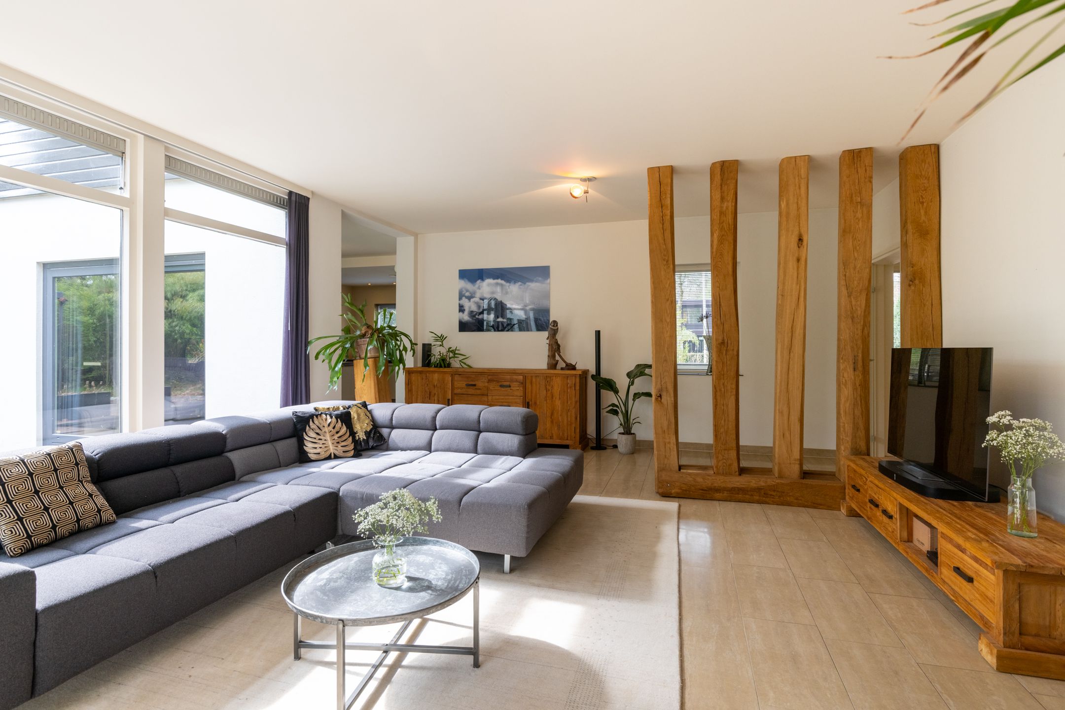 Foto 9 van Juliana van Stolberglaan 9