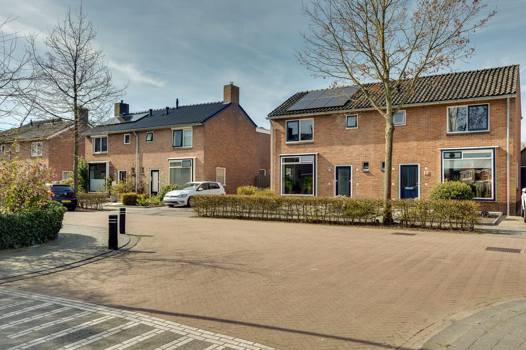 Photo 2 of Oldenhofstraat 17