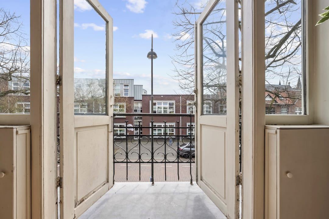 Foto 47 van Velserstraat 6