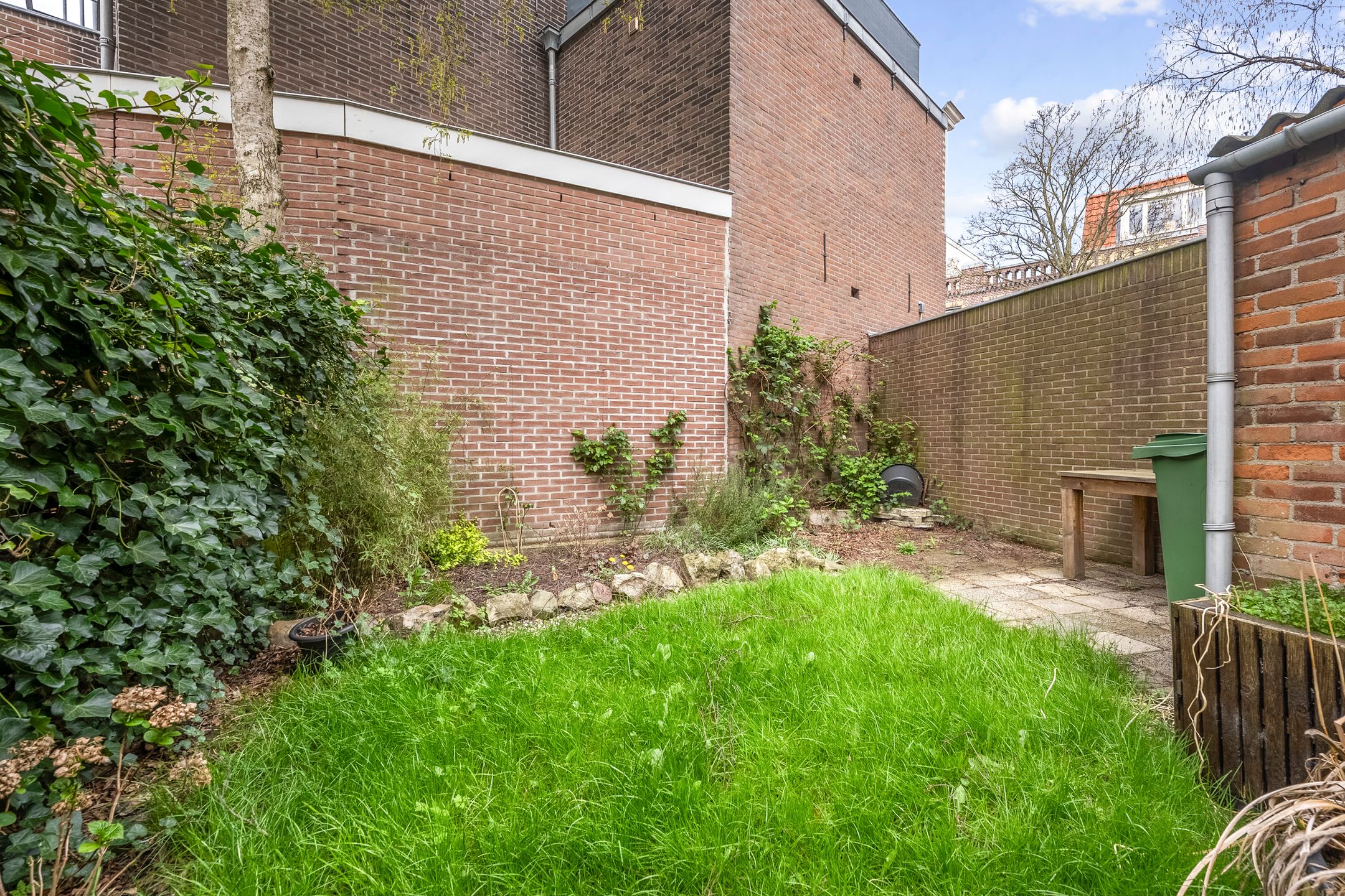 Foto 21 van Velserstraat 6