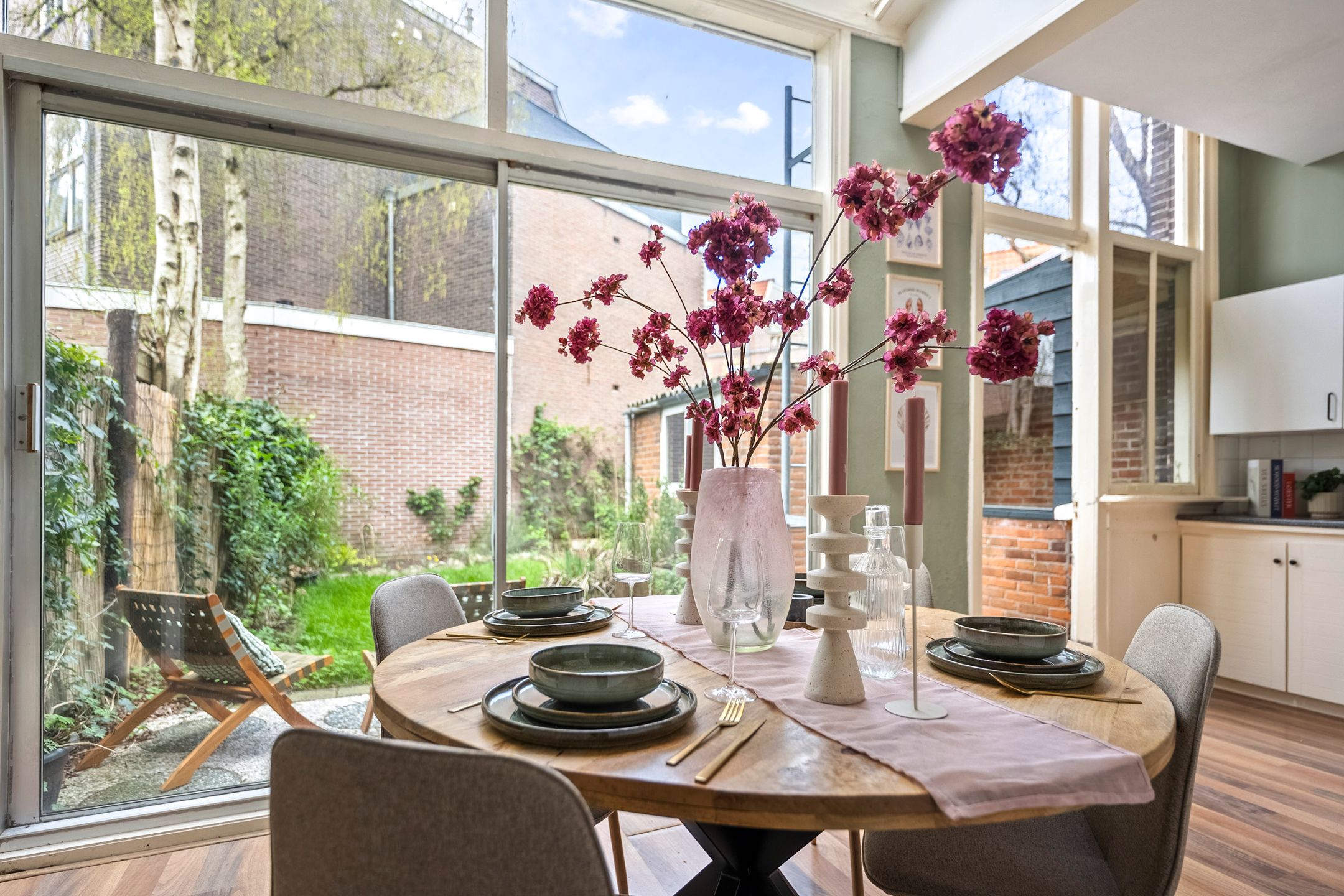 Foto 15 van Velserstraat 6