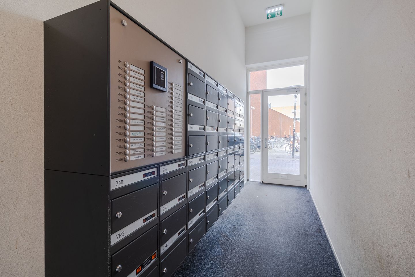 Photo 4 of Zeestraat 7-M33