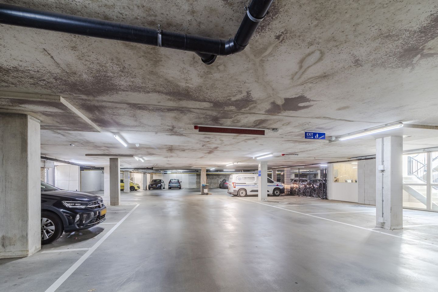 Photo 20 of Zeestraat 7-M33