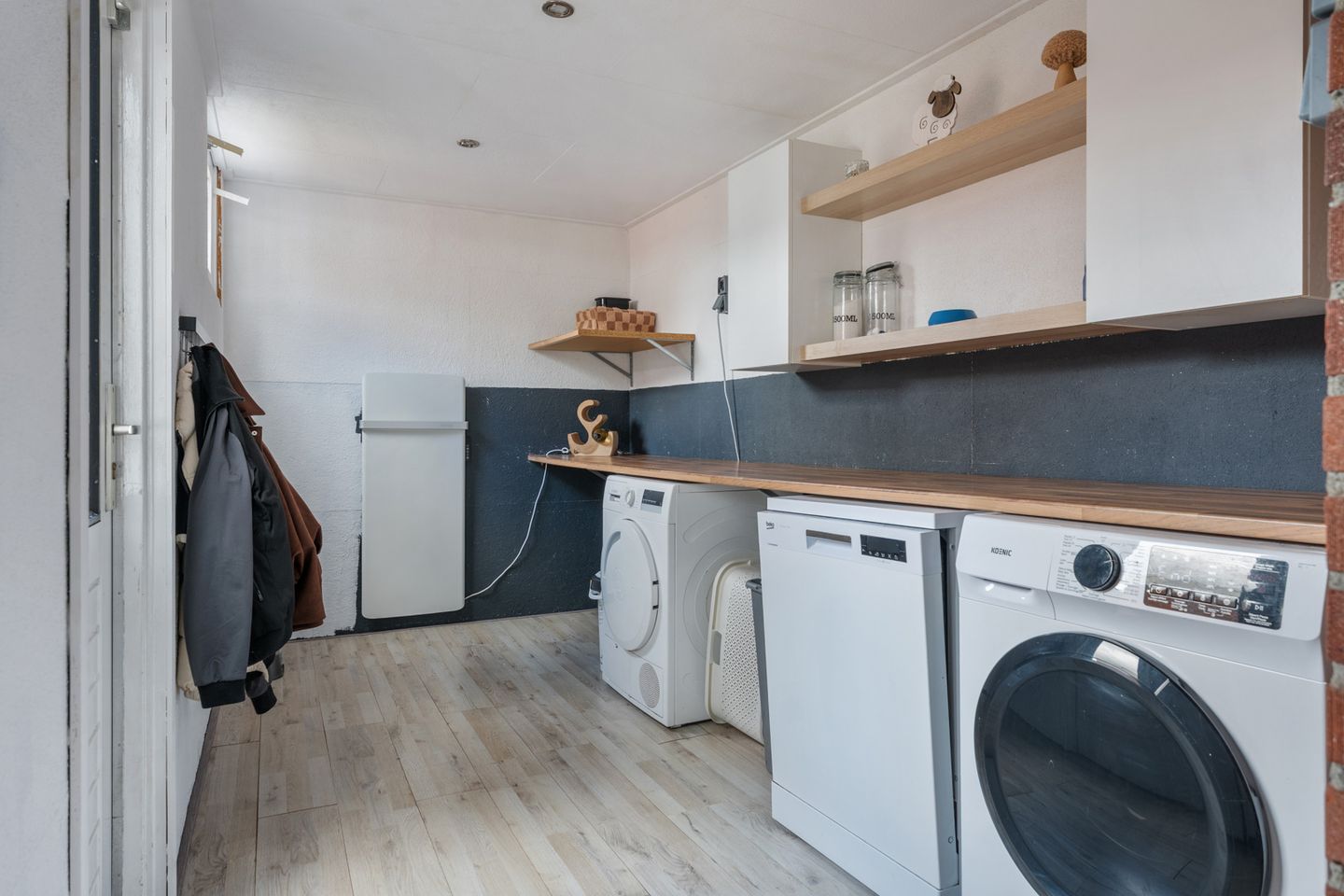 Foto 19 van Nijveenlaan 10