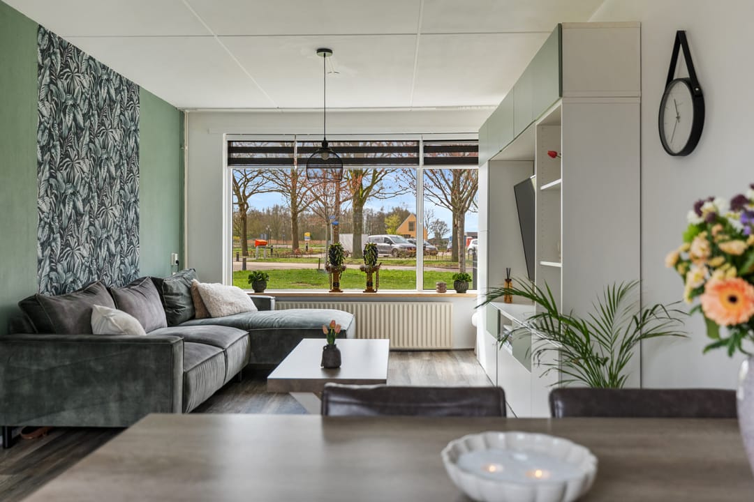 Foto 8 van Nijveenlaan 10