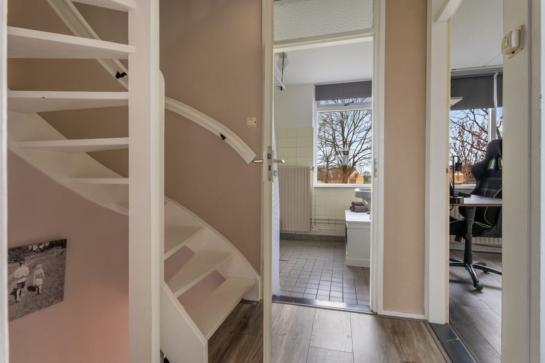 Foto 32 van Nijveenlaan 10