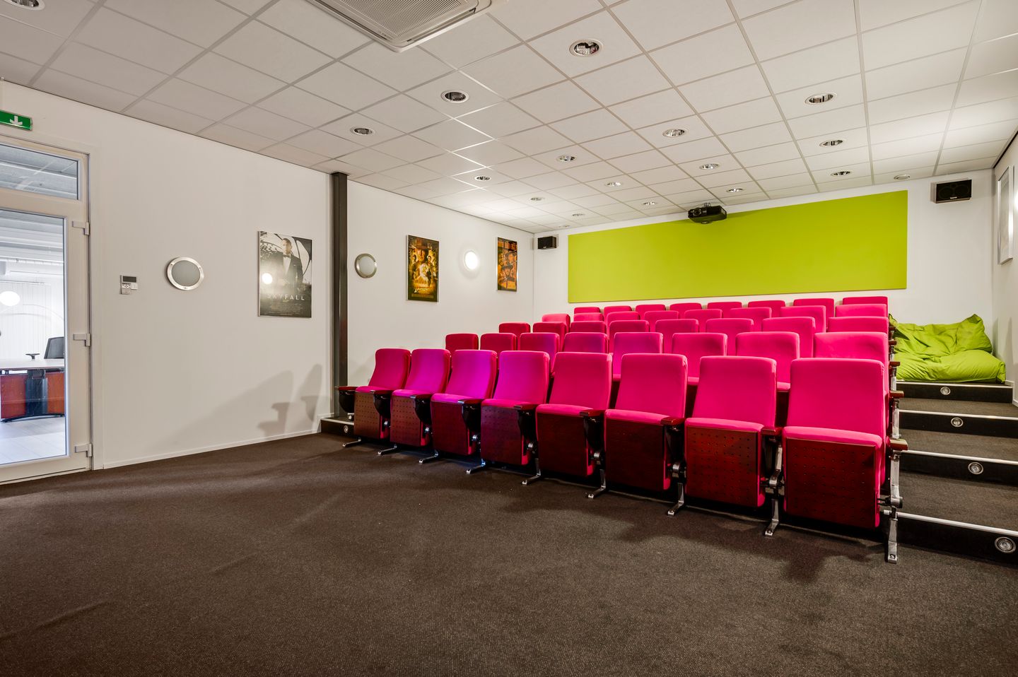 Bekijk foto 3 van Solvayweg 8-A