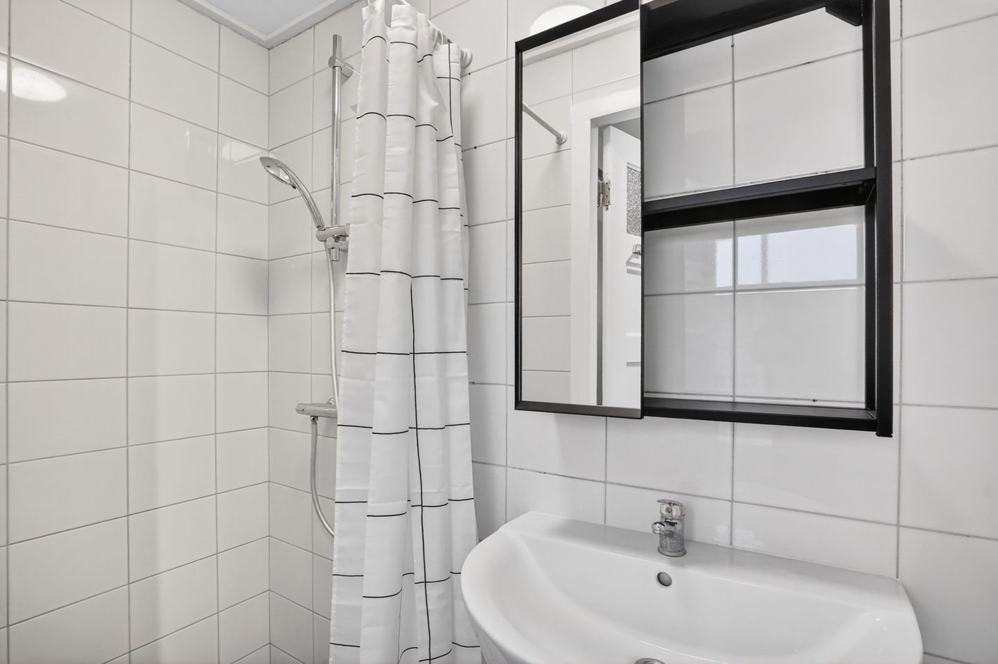 Foto 14 van Zevenbergenstraat 6