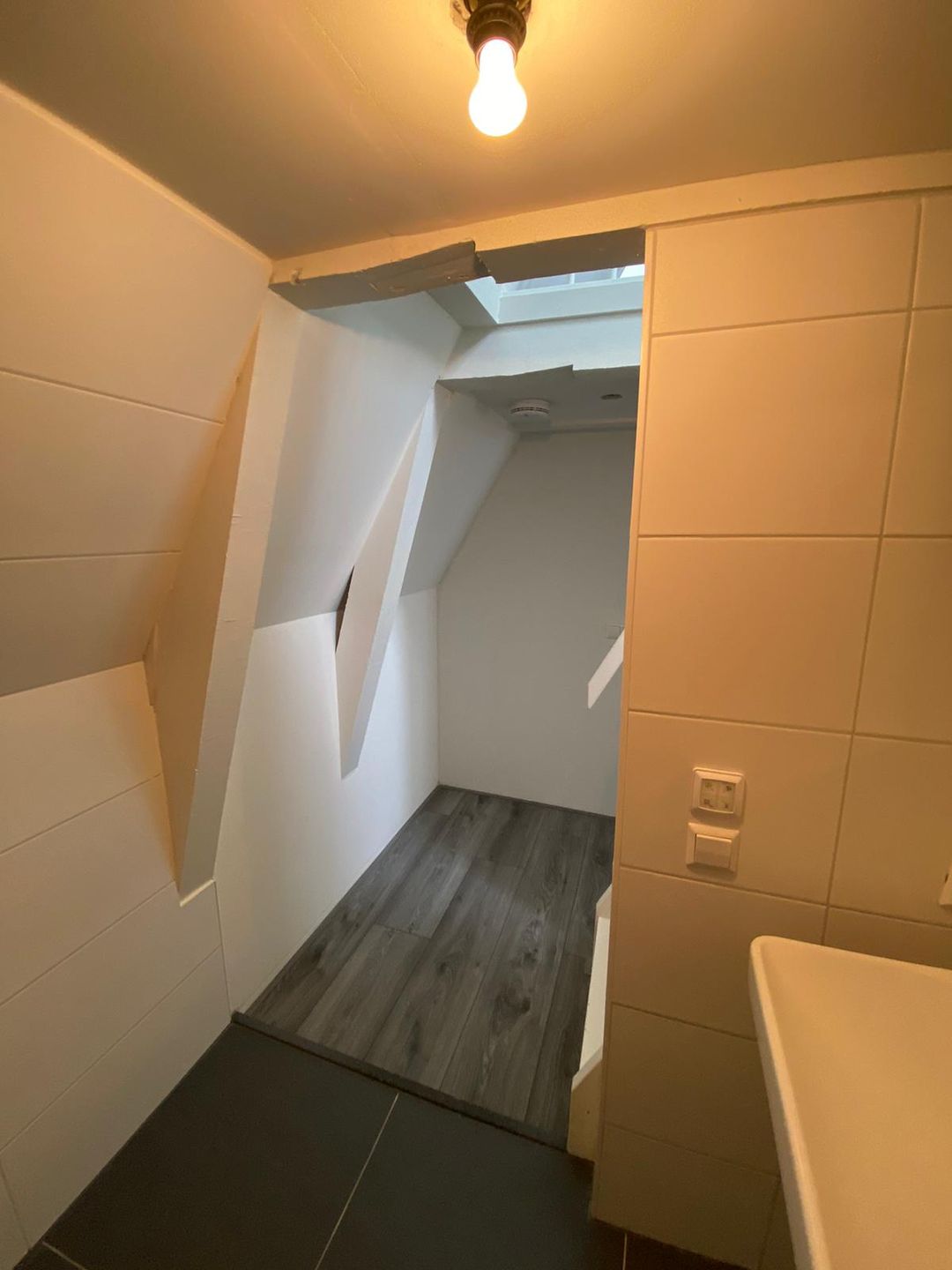 Foto 8 van Warmoesstraat 54-C1