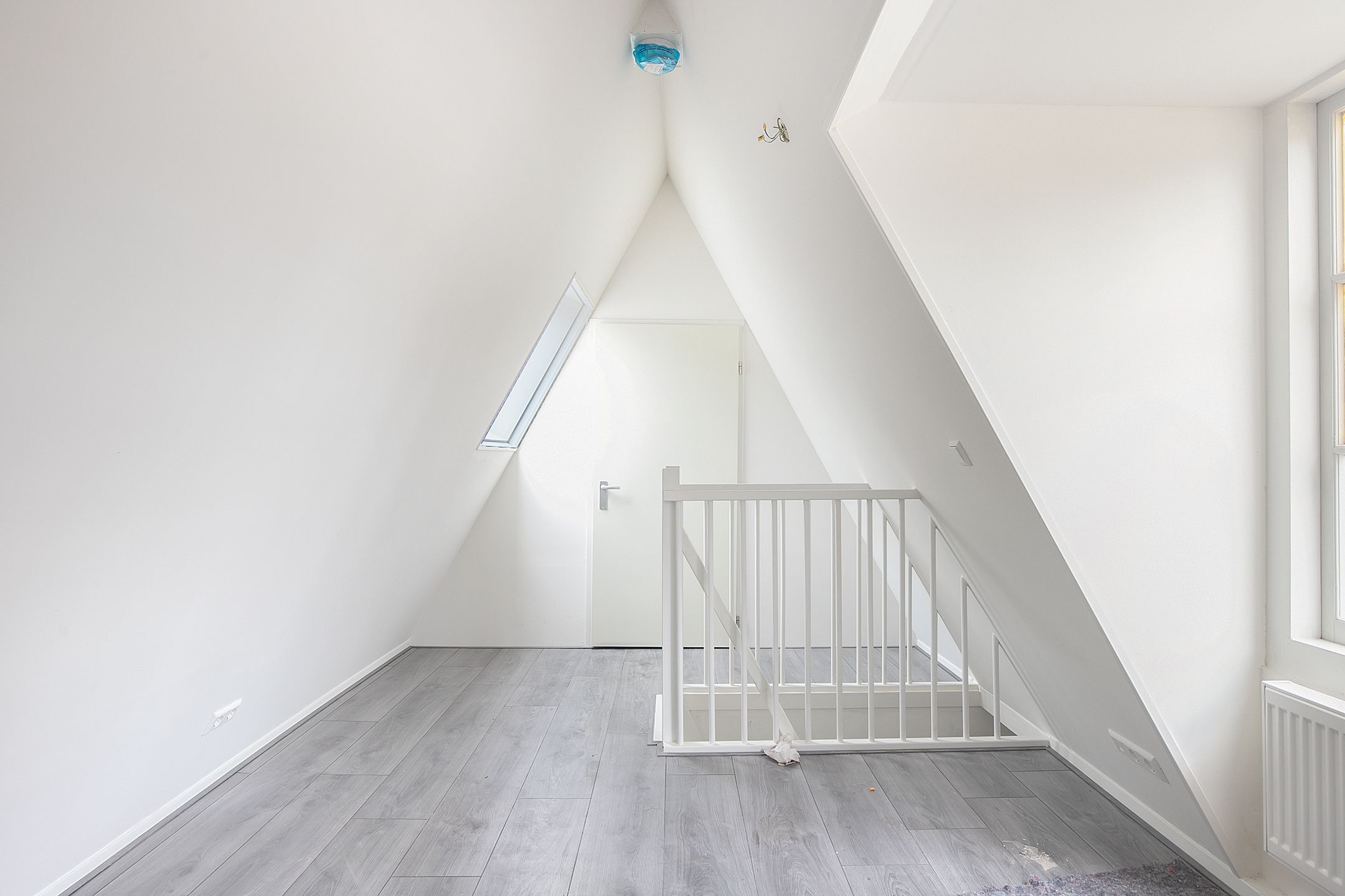 Foto 9 van Warmoesstraat 54-C1