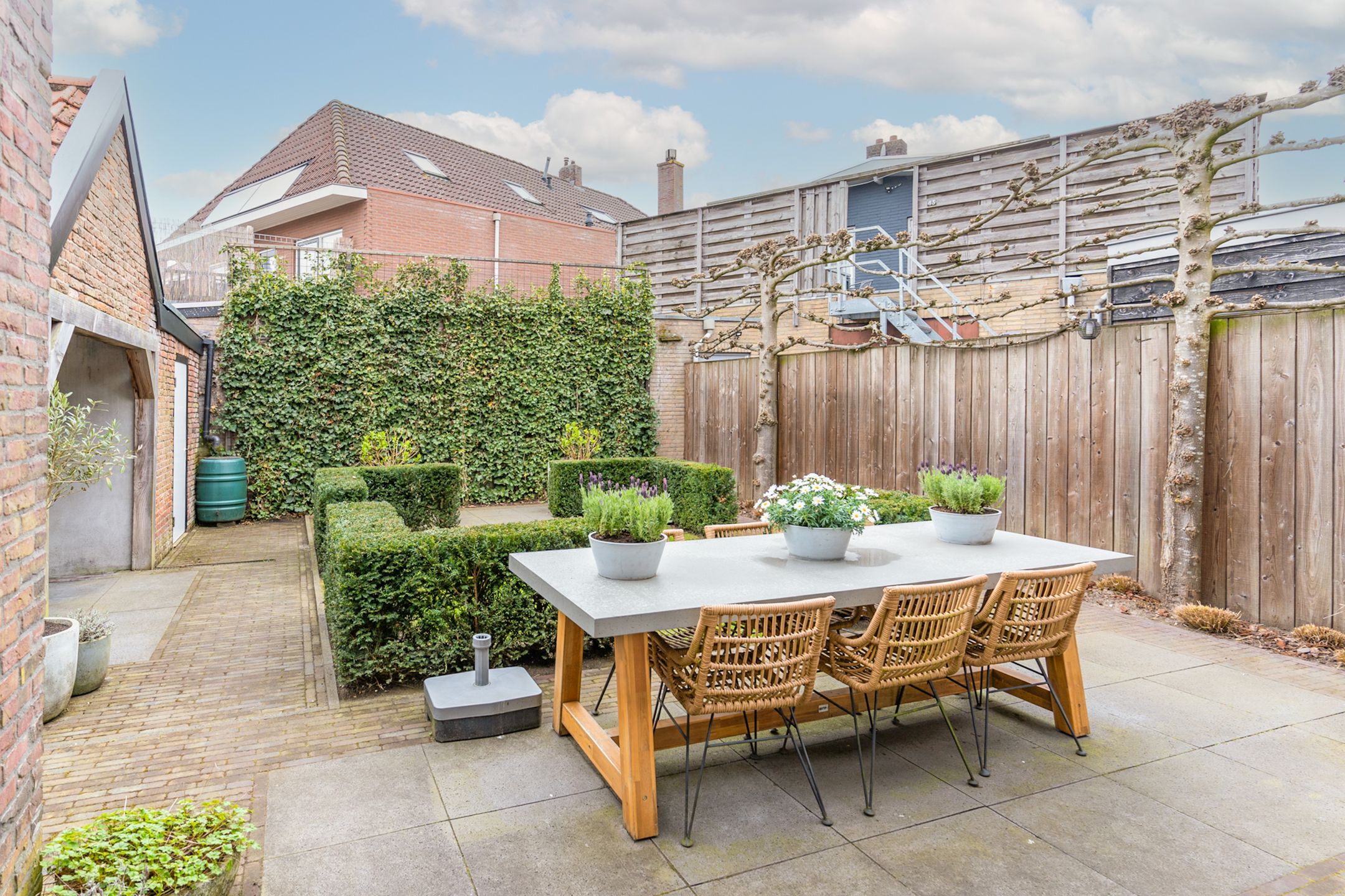 Foto 3 van Dirk Staalweg 6