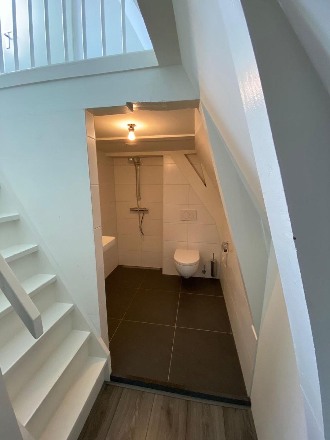 Foto 7 van Warmoesstraat 54-C1