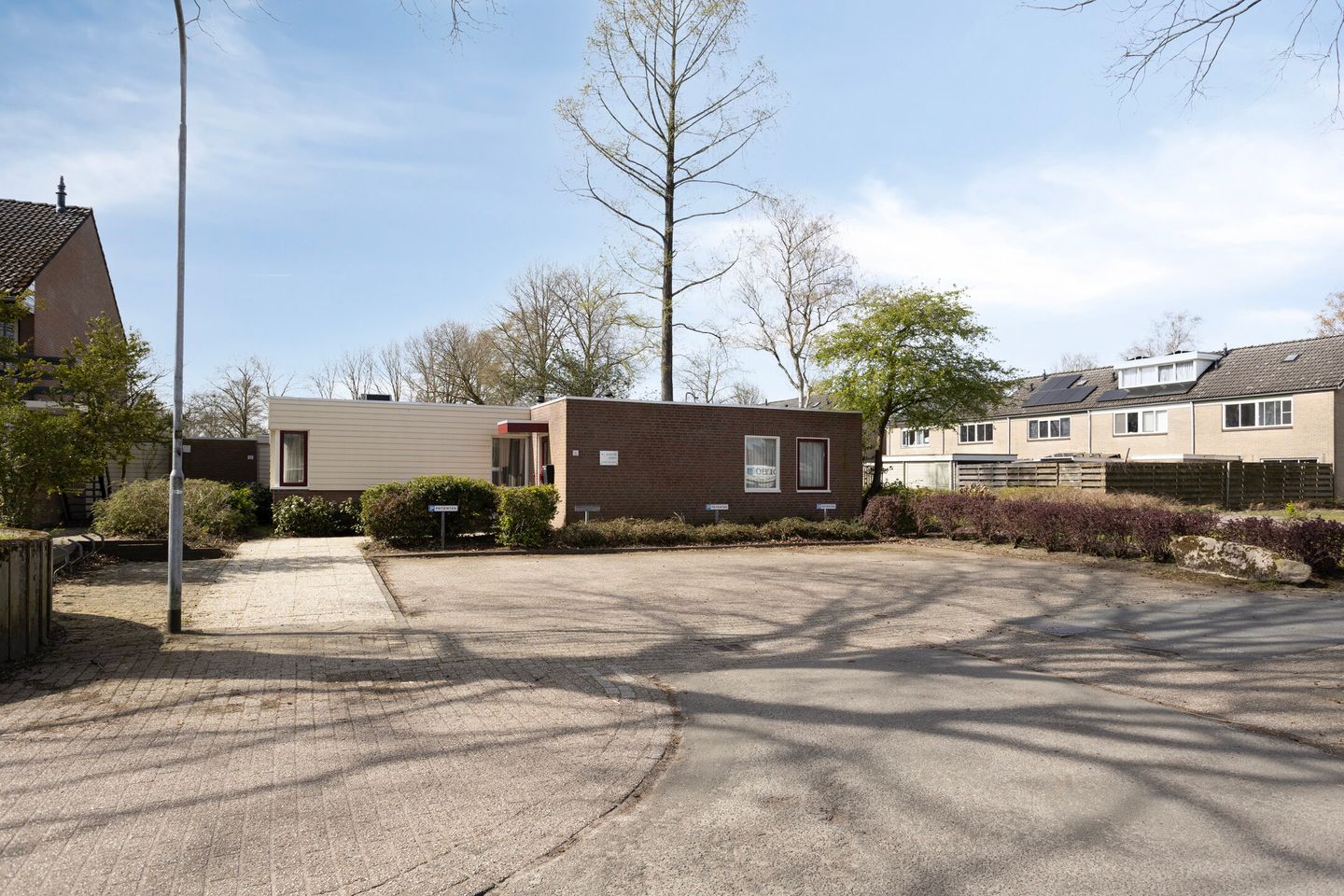 Bekijk foto 2 van Zuidlaarderbrink 8