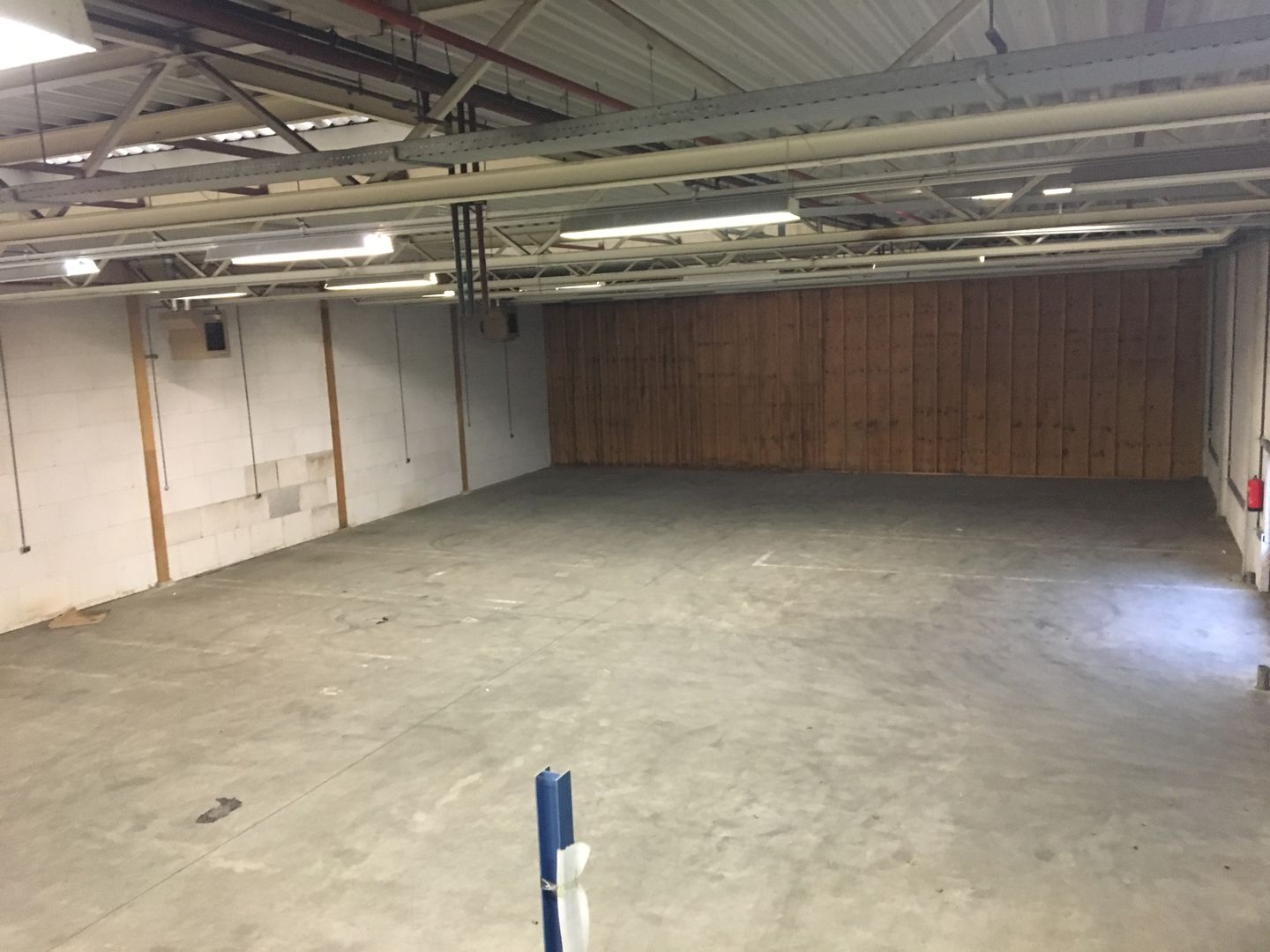 Bekijk foto 4 van Bedrijvenpark Twente 305-307