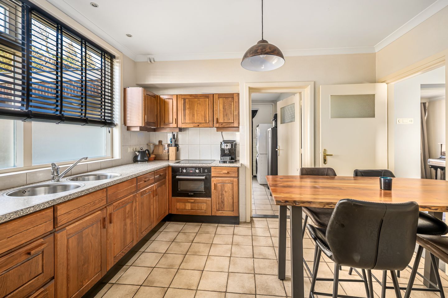 Photo 14 of Bunderstraat 91