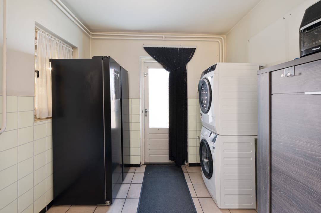 Photo 16 of Bunderstraat 91