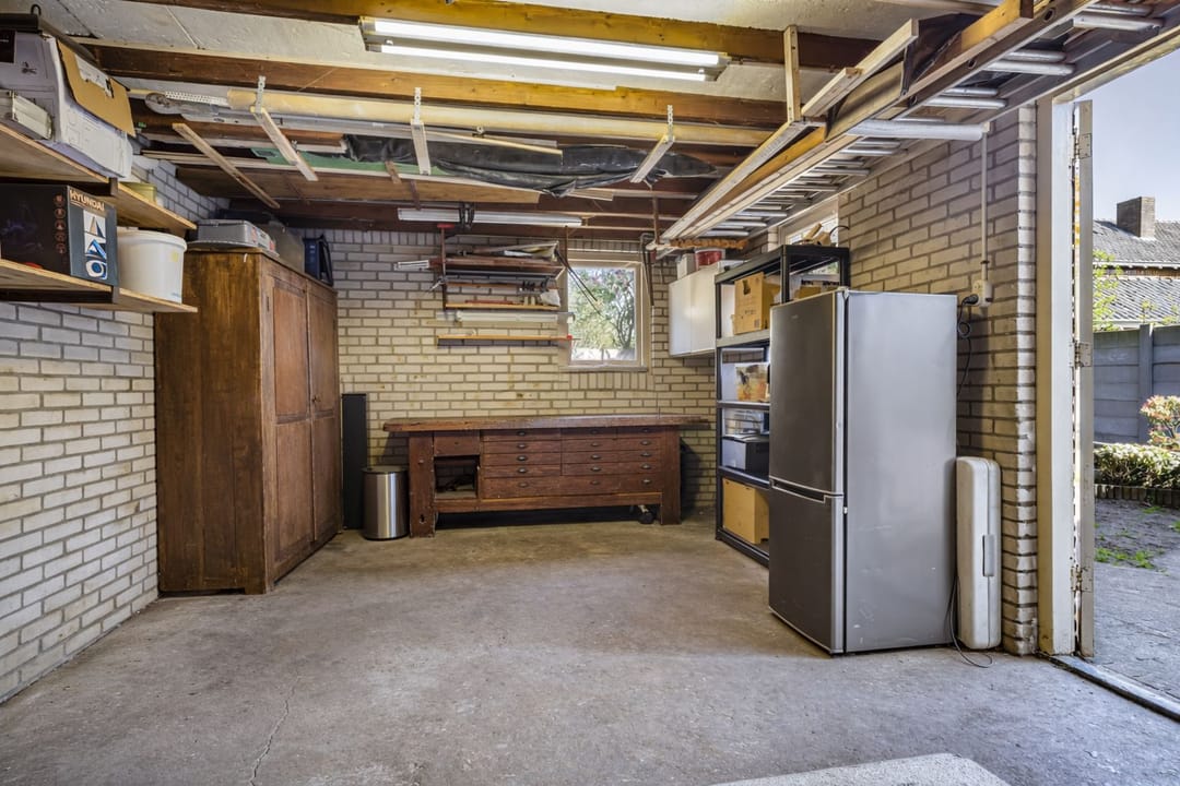 Photo 28 of Bunderstraat 91