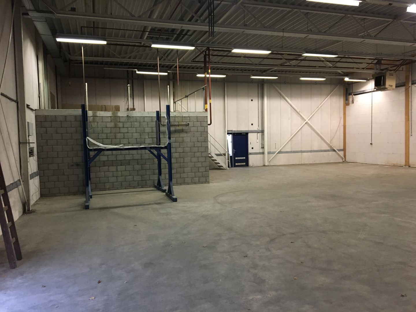 Bekijk foto 2 van Bedrijvenpark Twente 305-307