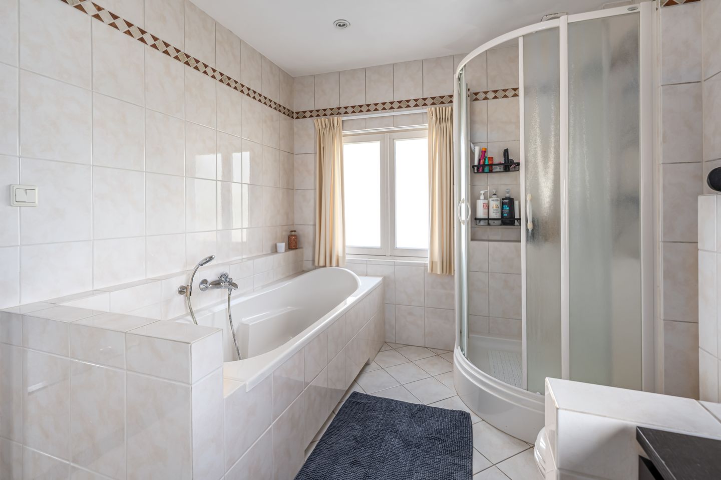 Photo 25 of Bunderstraat 91