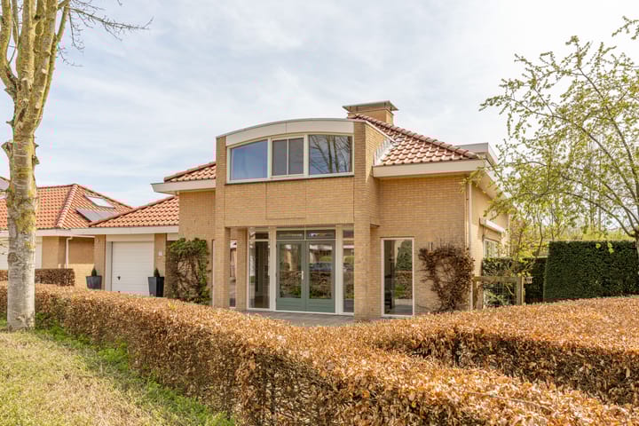 Photo 2 of Golfresidentie 121