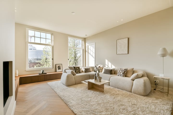 Photo 5 of De Lairessestraat 110-3