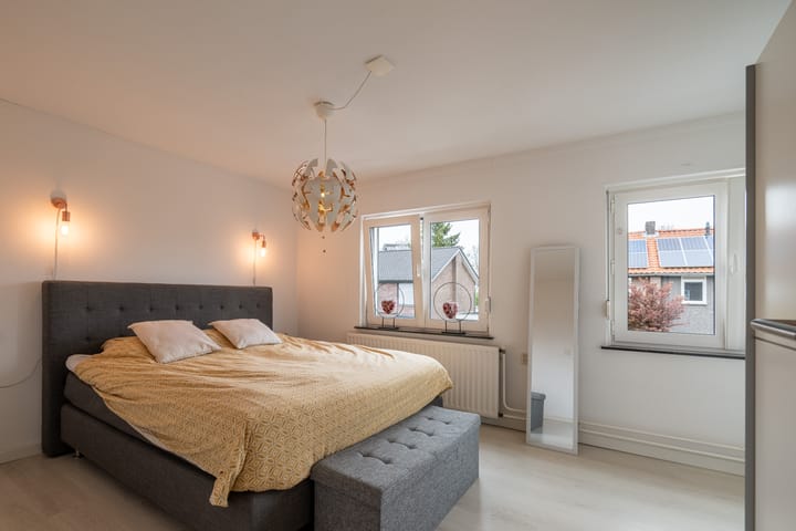 Tussenwoning te koop: Keizerstraat 30, Landgraaf