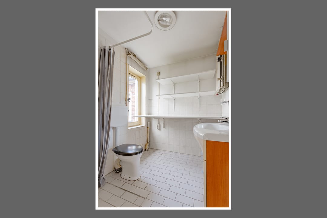 Foto 13 van Meteorenweg 114