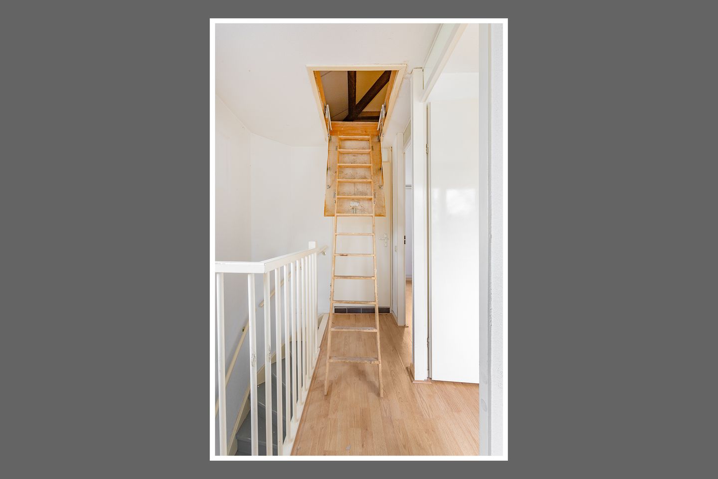 Foto 19 van Meteorenweg 114