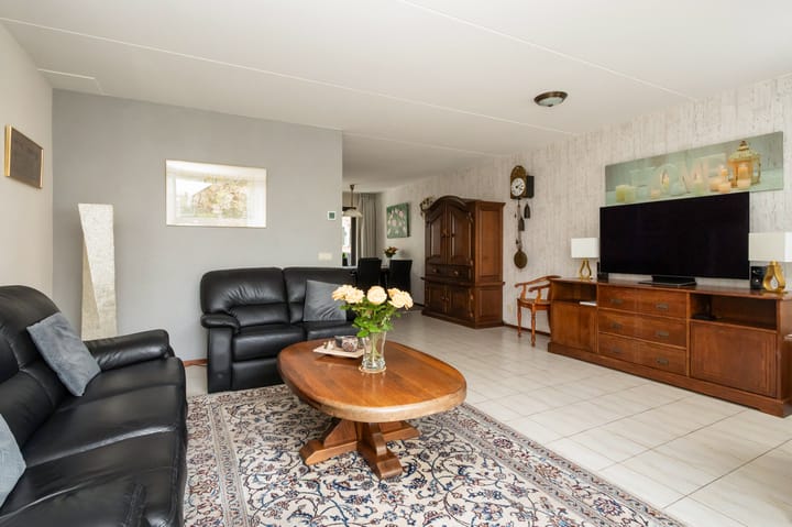 Photo 4 of Anne Franklaan 27