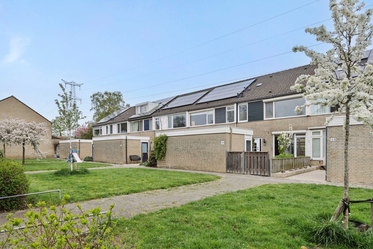 Foto 4 van Zesde Buitenpepers 166