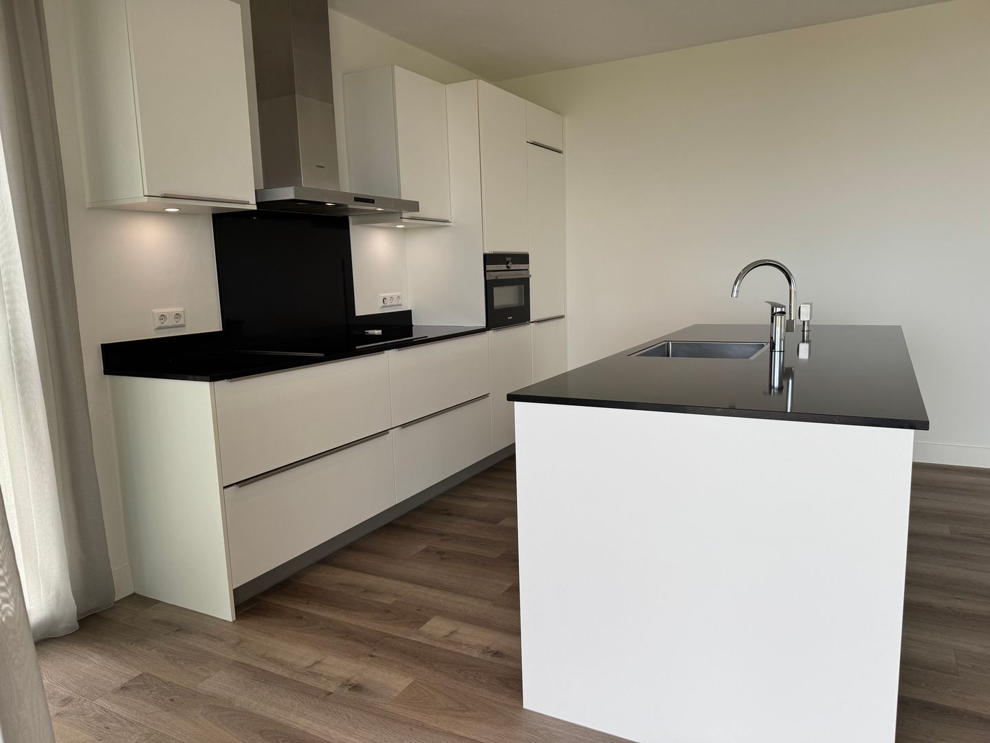 Foto 10 van Traviatastraat 178