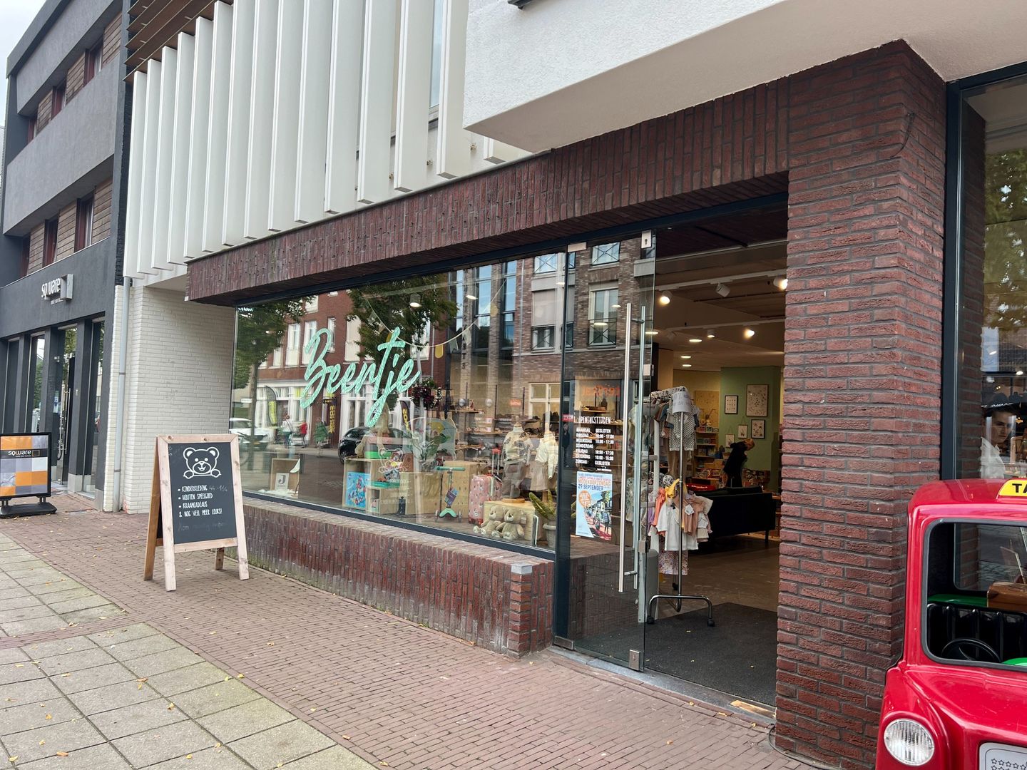 Bekijk foto 3 van Sniederslaan 3