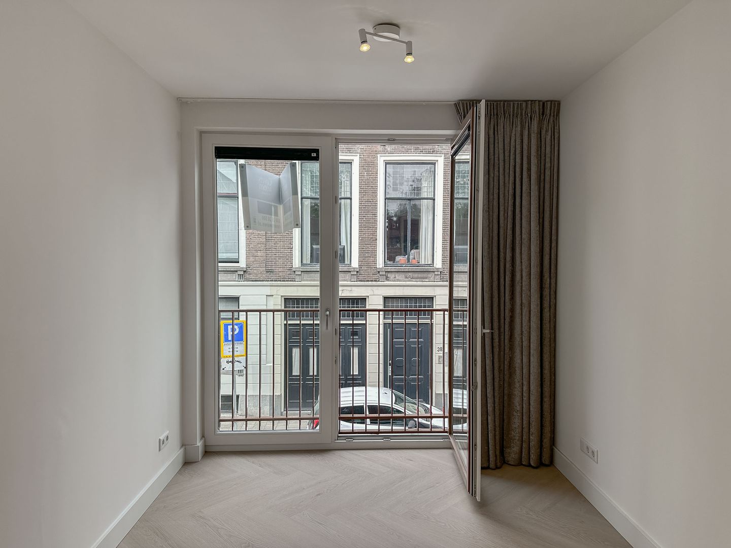 Foto 10 van Schoolstraat 39