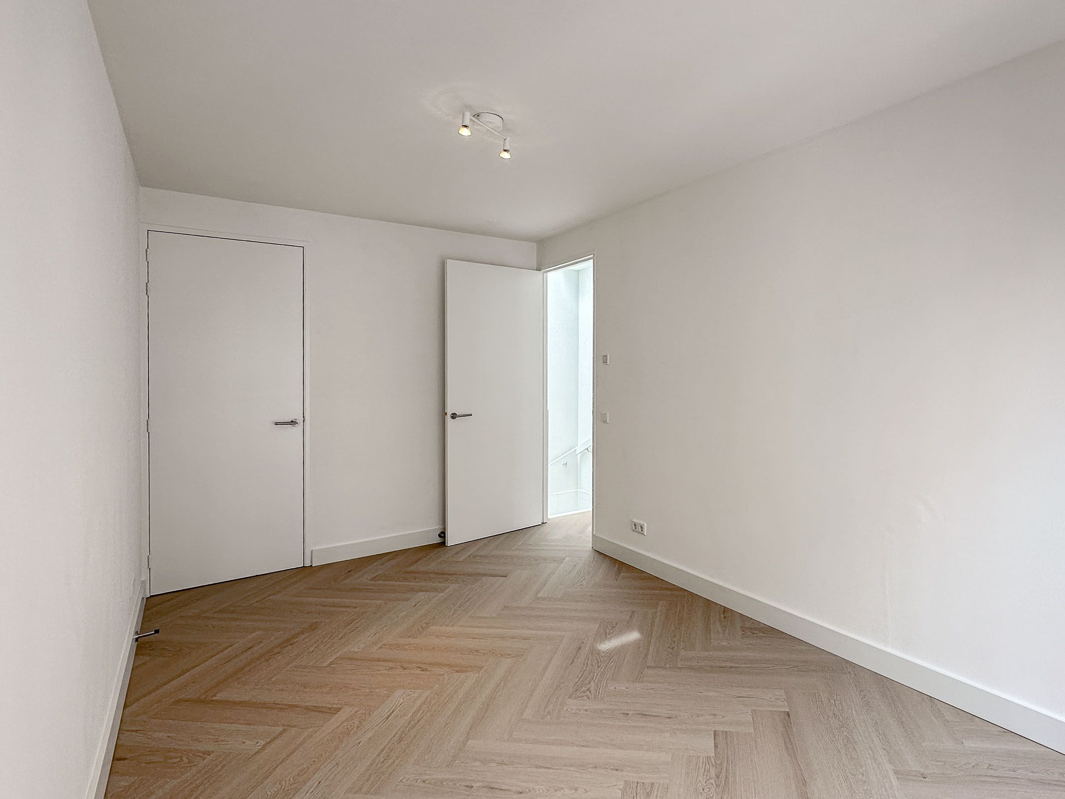 Foto 12 van Schoolstraat 39