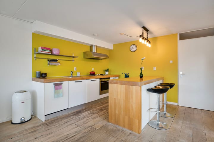 Foto 4 van Molukkenstraat 2