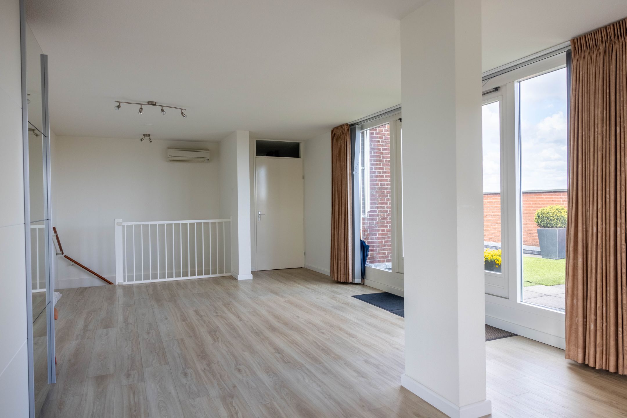 Foto 33 van Westpier 74